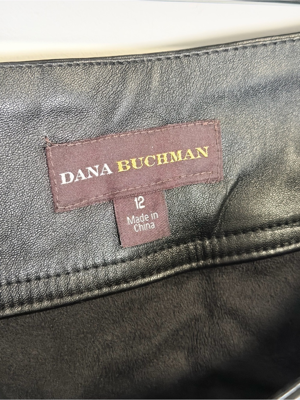 Dana Buchman Black Faux Leather Pencil Skirt - Picture 6 of 9